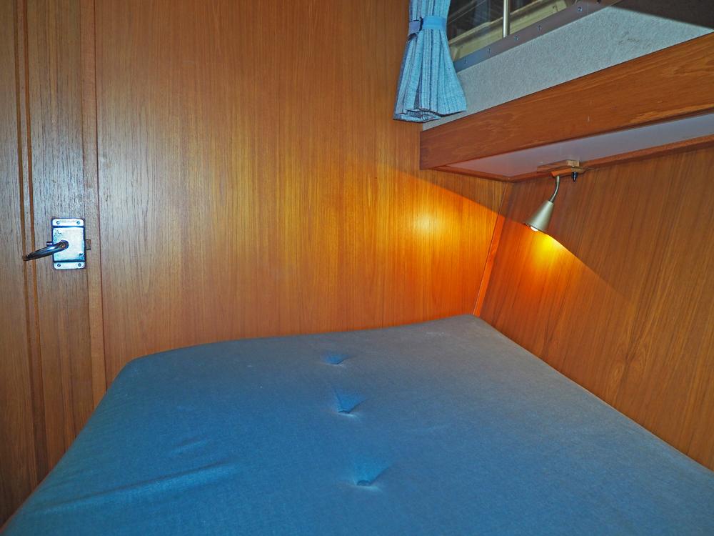 Cabin en avant, H&eacute;bergements